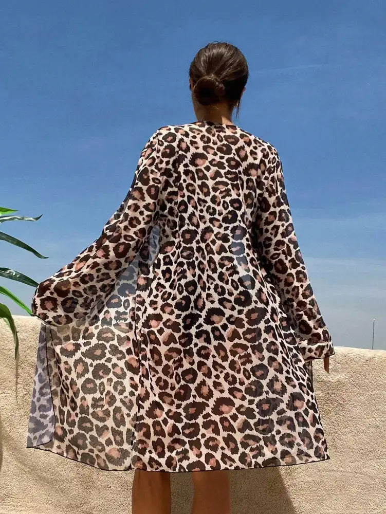 Biquíni Com Estampa De Leopardo E Quimono Elodie Conjunto Feminino