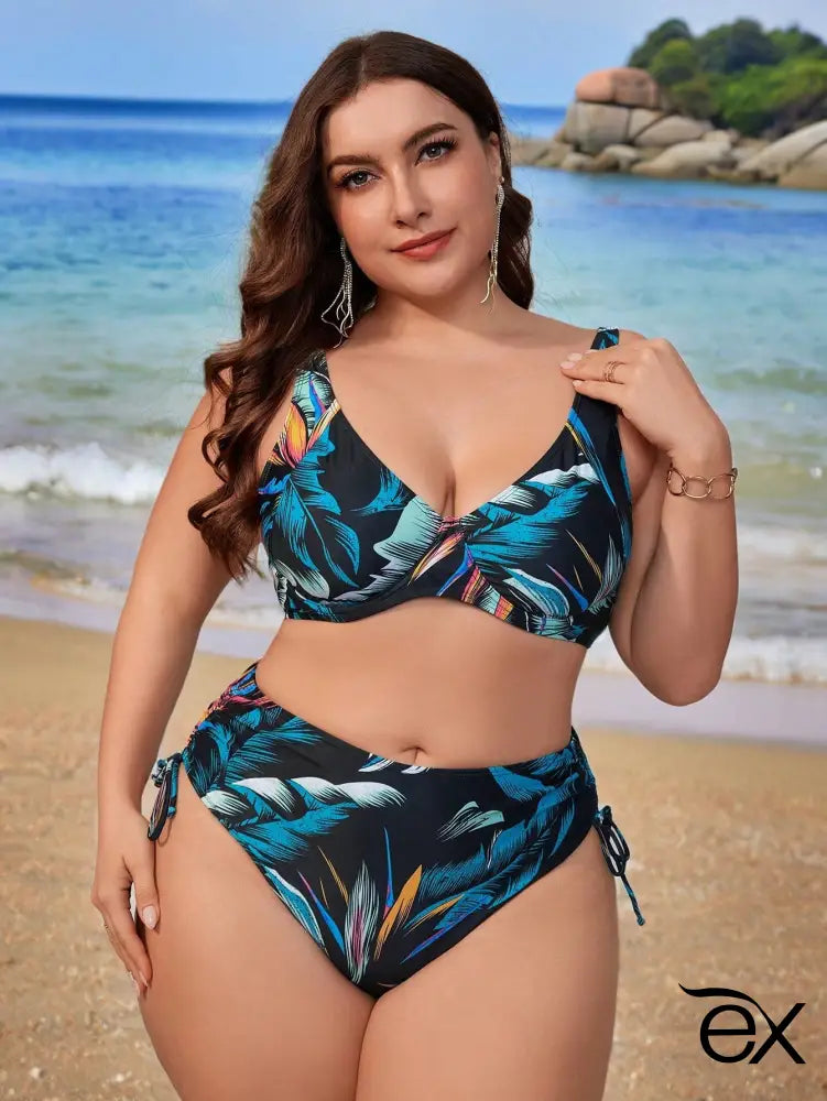 Biquíni com Estampa Tropical e Cordão Lateral Azalea. Plus Size