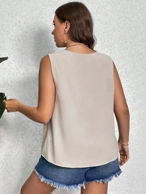 Blusa Casual Com Decote Em V E Caimento Solto Jennifer. Plus Size Plus Size