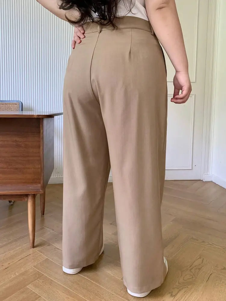 Calça Feminina De Perna Reta Com Bolsos E Cintura Natural Génesis. Plus Size Calças