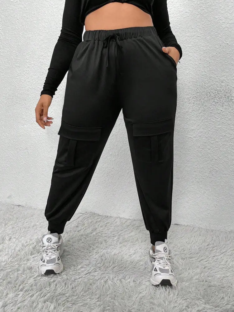 Calça Jogger Feminina Com Bolsos E Cintura Alta Miranda. Plus Size