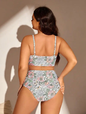 Conjunto De Bikini Floral Para Férias Na Praia Ximena. Plus Size Biquíni