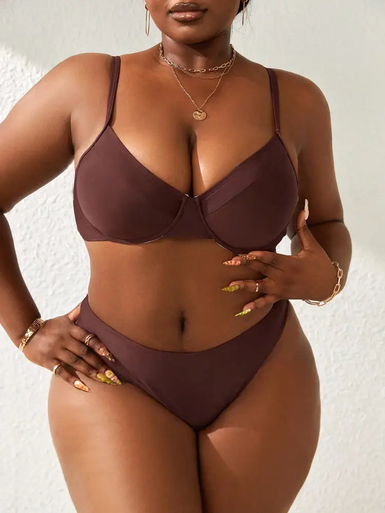 Conjunto De Biquín Com Alças Finas E Parte Inferior Triangular Jasmine. Plus Size Marrom / Gg