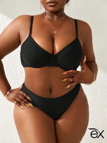 Conjunto de Biquín com Alças Finas e Parte Inferior Triangular, Jasmine. Plus Size