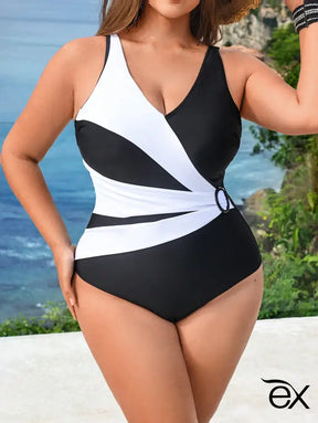 Maiô Com Cintura Franzida Em Preto E Branco Blocos De Cores Rebecca. Plus Size Preto / Gg (42-46)