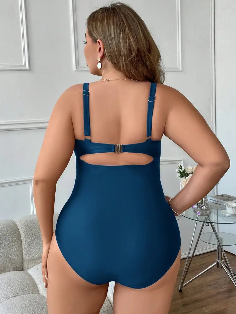 Maiô Com Decote Em V E Detalhe Franzido Brianna. Plus Size Uma Peça