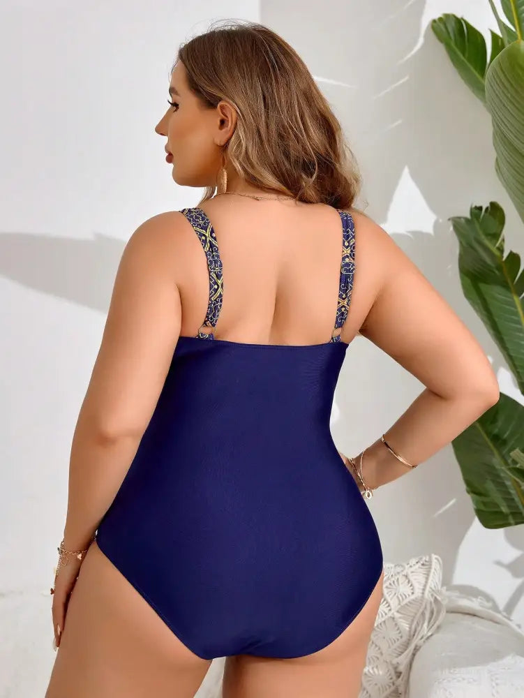 Maiô Com Detalhes Estampados E Franzido No Busto Katia. Plus Size Uma Peça