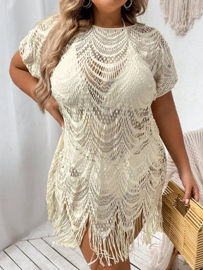 Saida De Praia Com Cobertura Bainha Franja E Decote U Evalyn. Plus Size Encobrimentos Plus Size