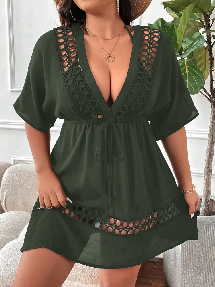 Saida De Praia Com Cordão E Recortes Vazados Amina. Plus Size Verde / Gg (42-46) Encobrimentos