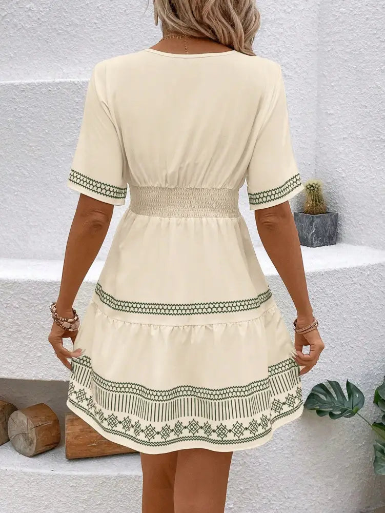 Vestido Curto Boho Com Estampa Étnica E Decote Em V Luciana Vestidos Curtos Femininos