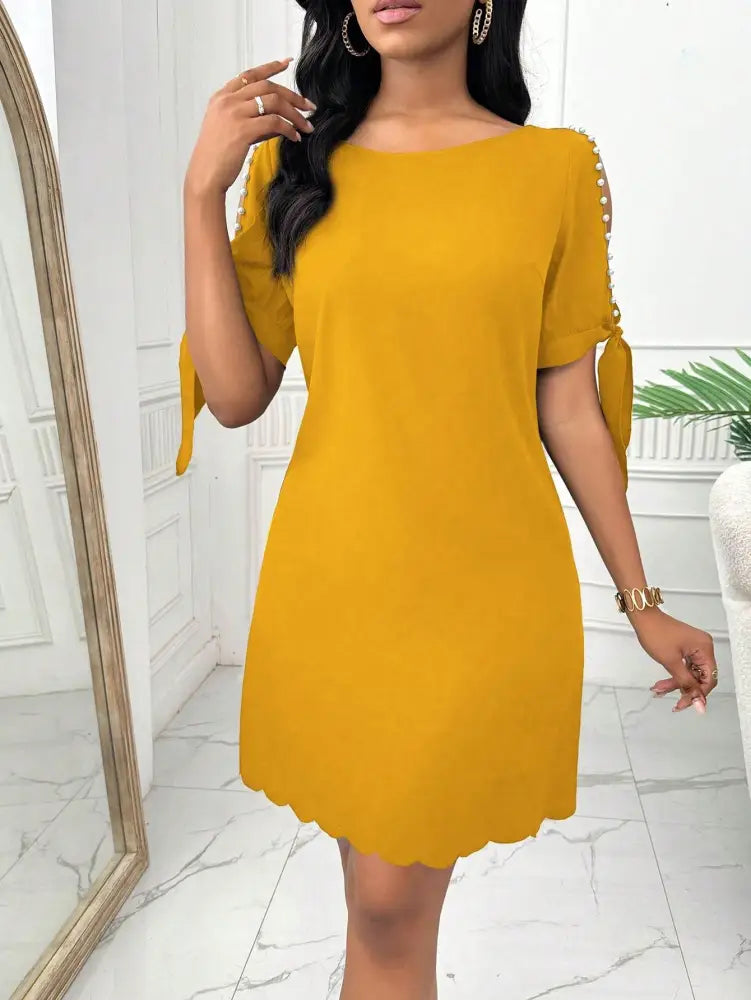 Vestido Elegante Com Mangas Vazadas E Barra Ondulada Fia. Plus Size Amarelo / Gg (42-46) Vestidos