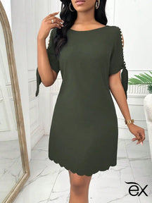 Vestido Elegante Com Mangas Vazadas E Barra Ondulada Fia. Plus Size Verde Militar / Gg (42-46)