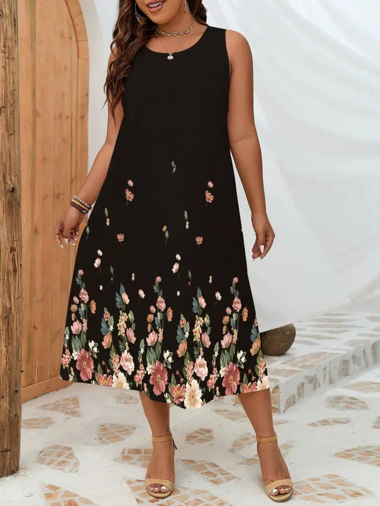 Vestido Midi Com Barra Floral E Decote Redondo Karol. Plus Size Preto / Gg (42-46) Vestidos Size